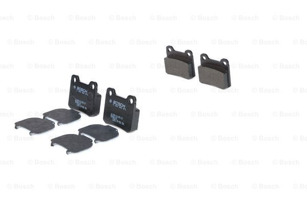 Задні гальмівні колодки Bosch 0986466871 ціна, від 11.60 USD