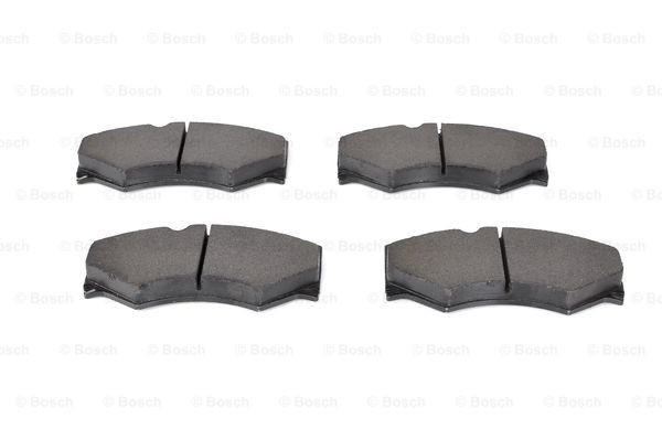 0986467841 Bosch Передні гальмівні колодки