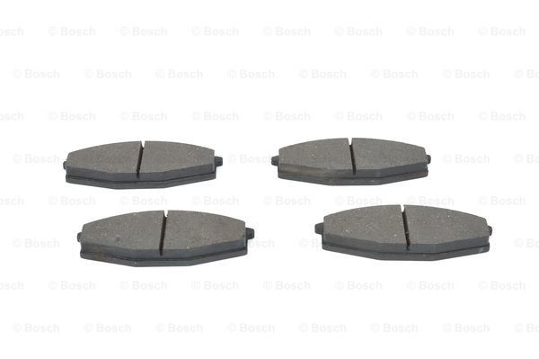 Передні тормозні колодки 0986468630 Bosch