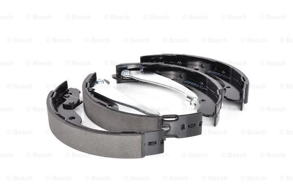 Колодки гальмові задні, барабанні 0986487555 Bosch