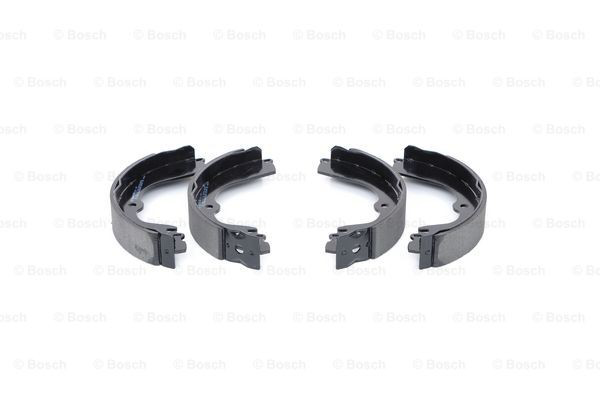 Колодки гальмові задні, барабанні 0986487928 Bosch