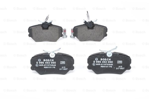Гальмівні колодки Bosch 0986492090 ціна, від 14.63 USD