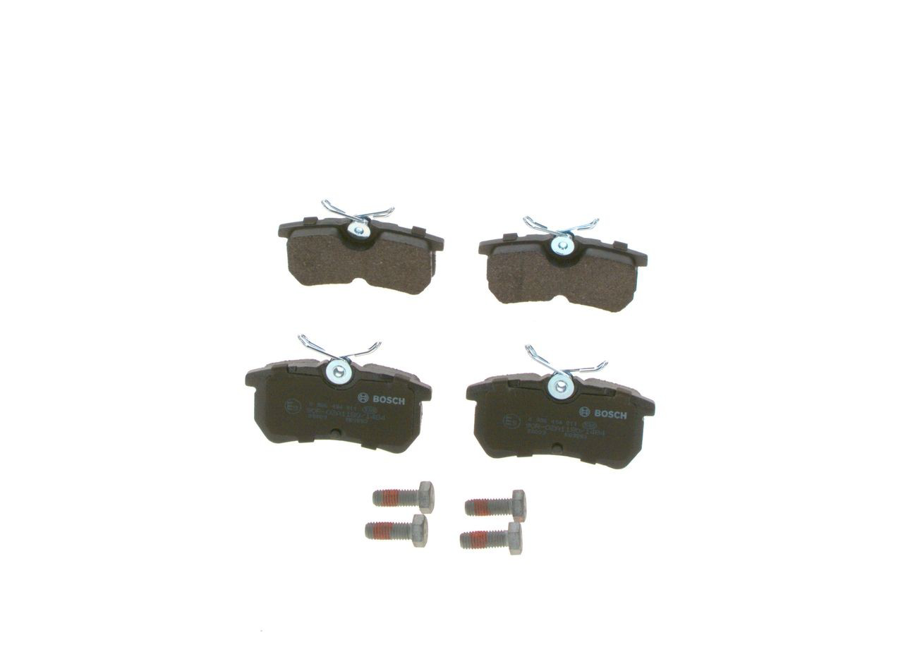 Задні гальмівні колодки Bosch 0986494011 ціна, від 15.64 USD