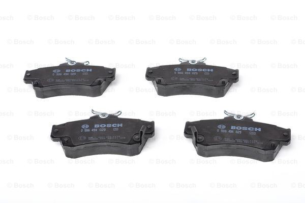 Гальмівні колодки Bosch 0986494029 ціна, від 37.95 USD