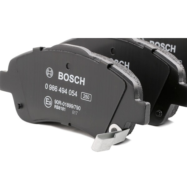 Передні тормозні колодки 0986494054 Bosch