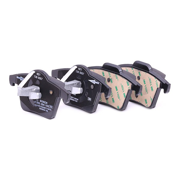 Задні гальмівні колодки Bosch 0986494102 ціна, від 29.58 USD