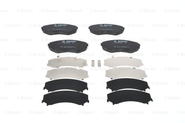Передні тормозні колодки 0986494204 Bosch