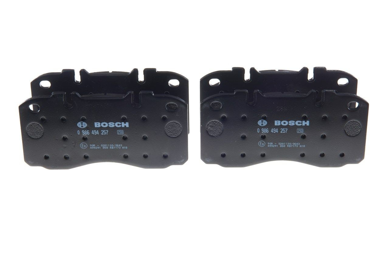 0986494257 Bosch Передні гальмівні колодки