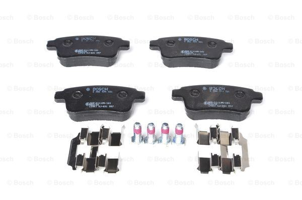 Задні гальмівні колодки Bosch 0986494331 ціна, від 27.80 USD