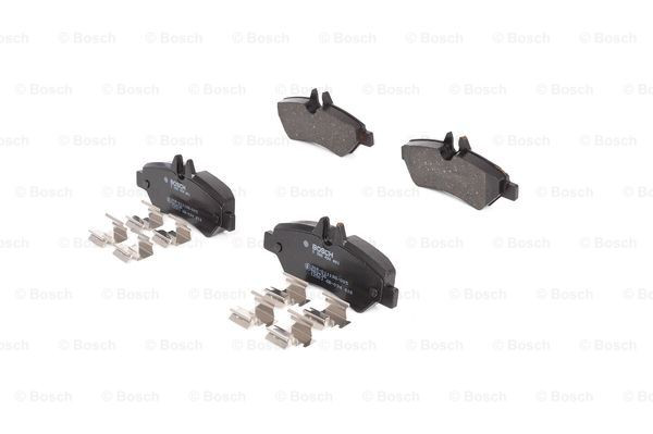 Задні гальмівні колодки Bosch 0986494601 ціна, від 26.15 USD