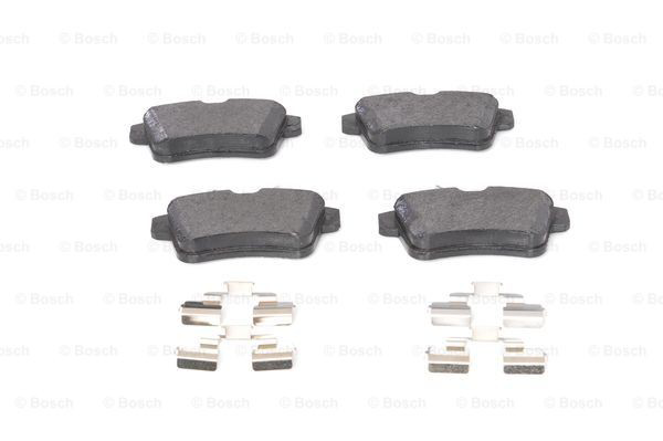 Задні гальмівні колодки Bosch 0986494640 ціна, від 29.09 USD
