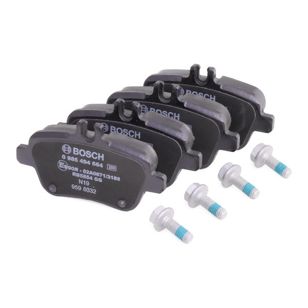 Задні гальмівні колодки Bosch 0986494664 ціна, від 41.38 USD