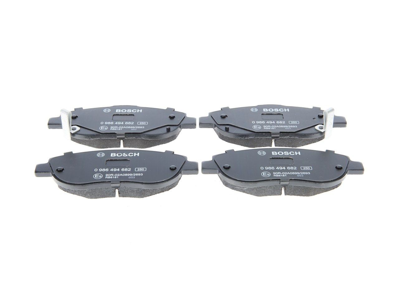 0986494682 Bosch Передні гальмівні колодки