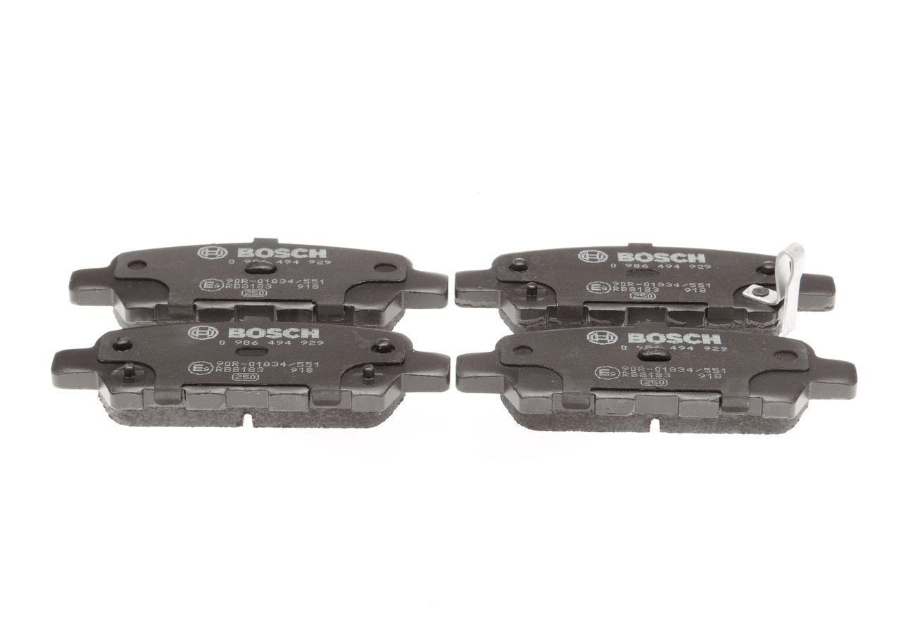 Задні гальмівні колодки Bosch 0986494929 ціна, від 25.40 USD