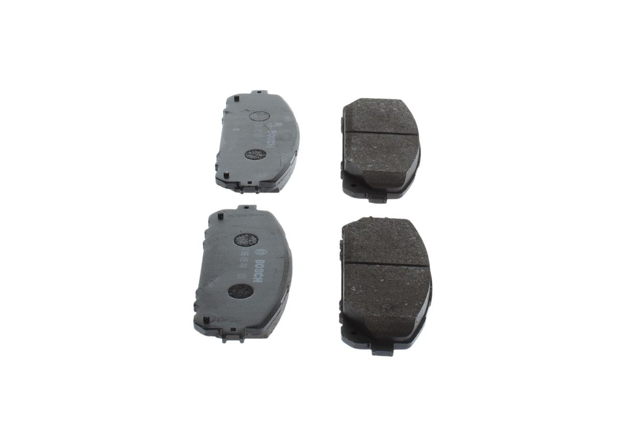 Передні тормозні колодки 0986495404 Bosch
