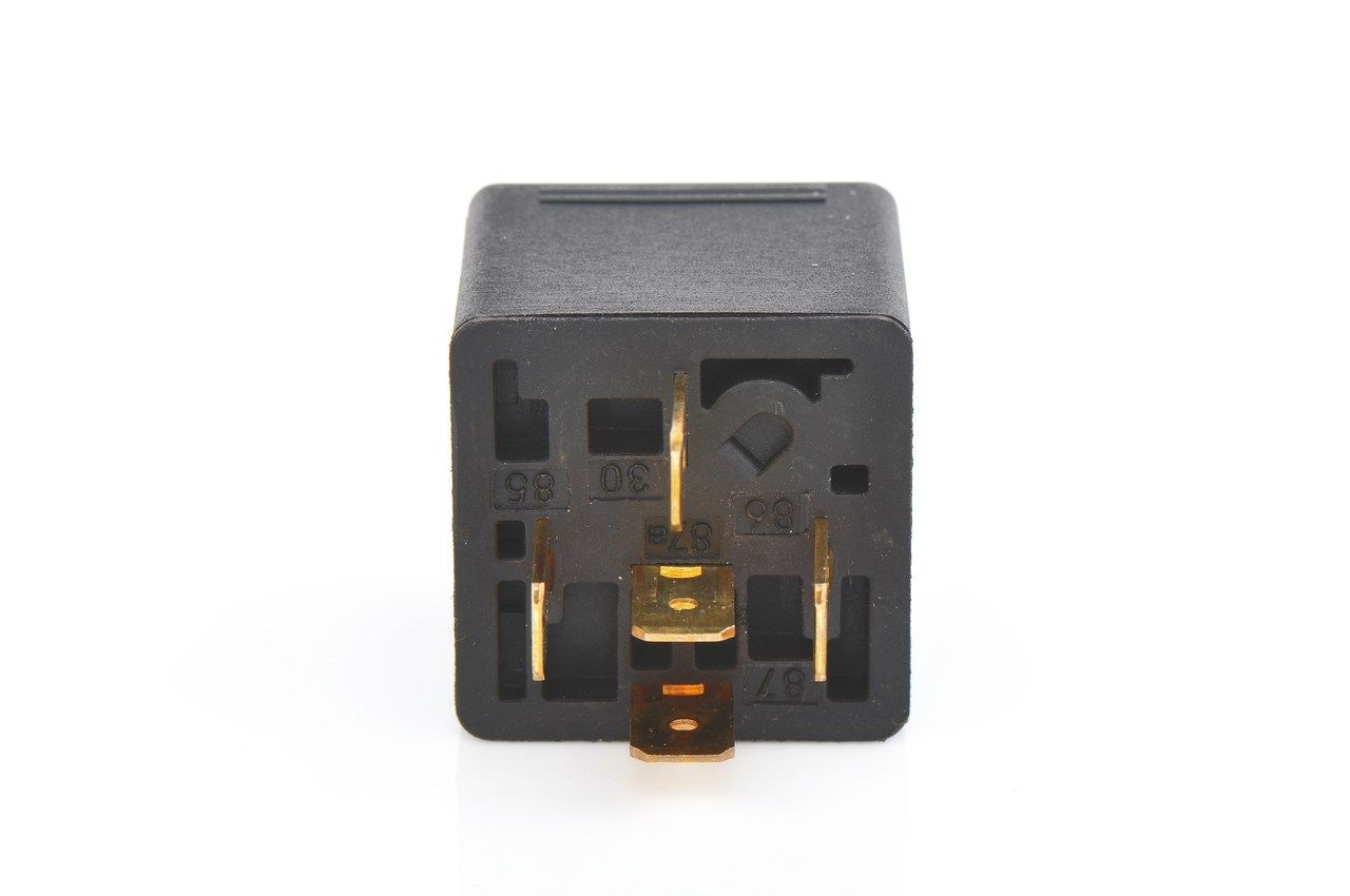  Bosch 0986AH0135 ціна, від 2.59 USD
