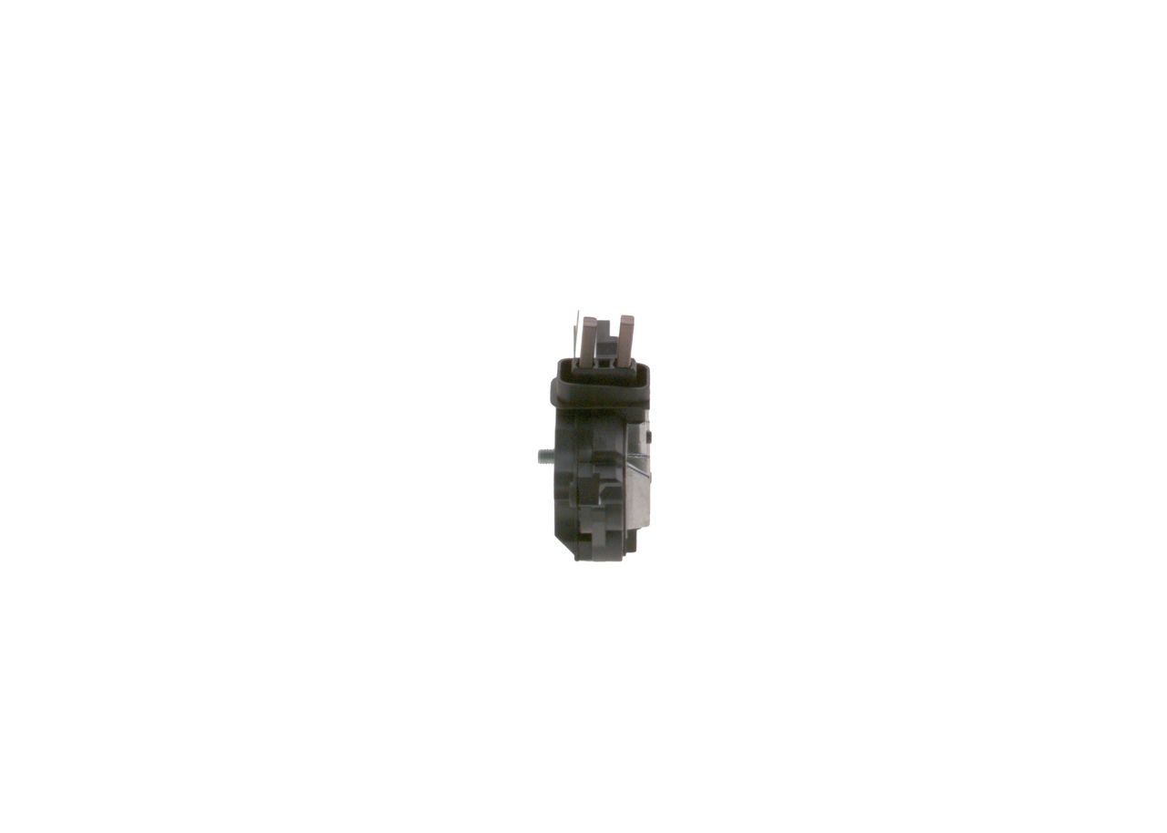 Реле регулятор генератора Bosch 1986AE0128