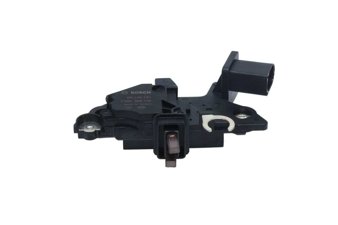 Реле регулятор генератора Bosch 1986AE0138