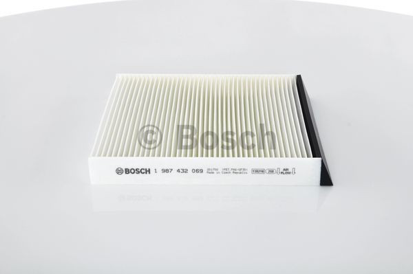 Фільтр салону 1987432069 Bosch