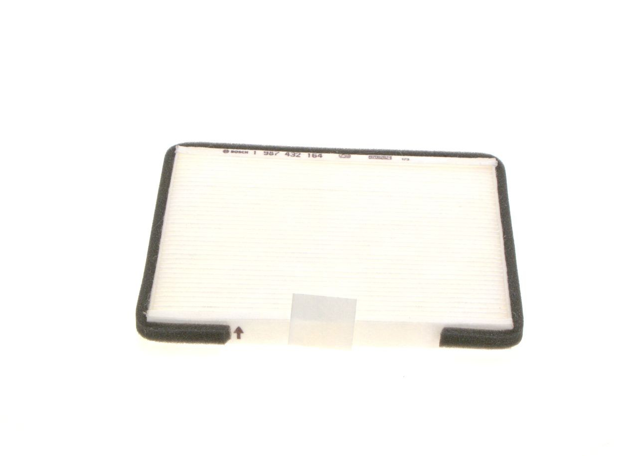 Фільтр повітряний обігрівача Bosch 1987432164 ціна, від 5.34 USD