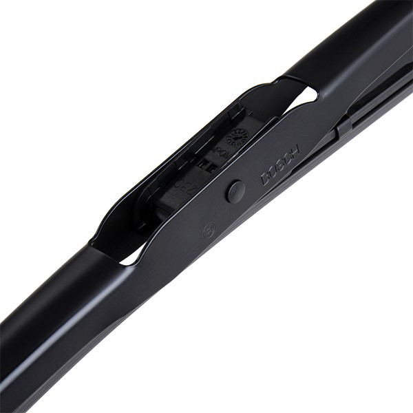 Щітка-двірник лобового скла, водійська Bosch 3397018963 ціна, від 10.76 USD