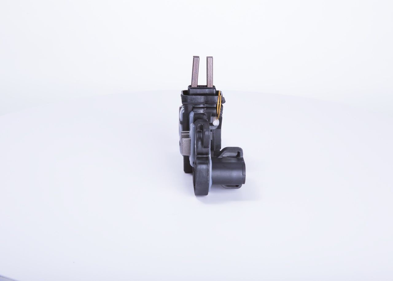 Реле генератора F00MA45248 Bosch