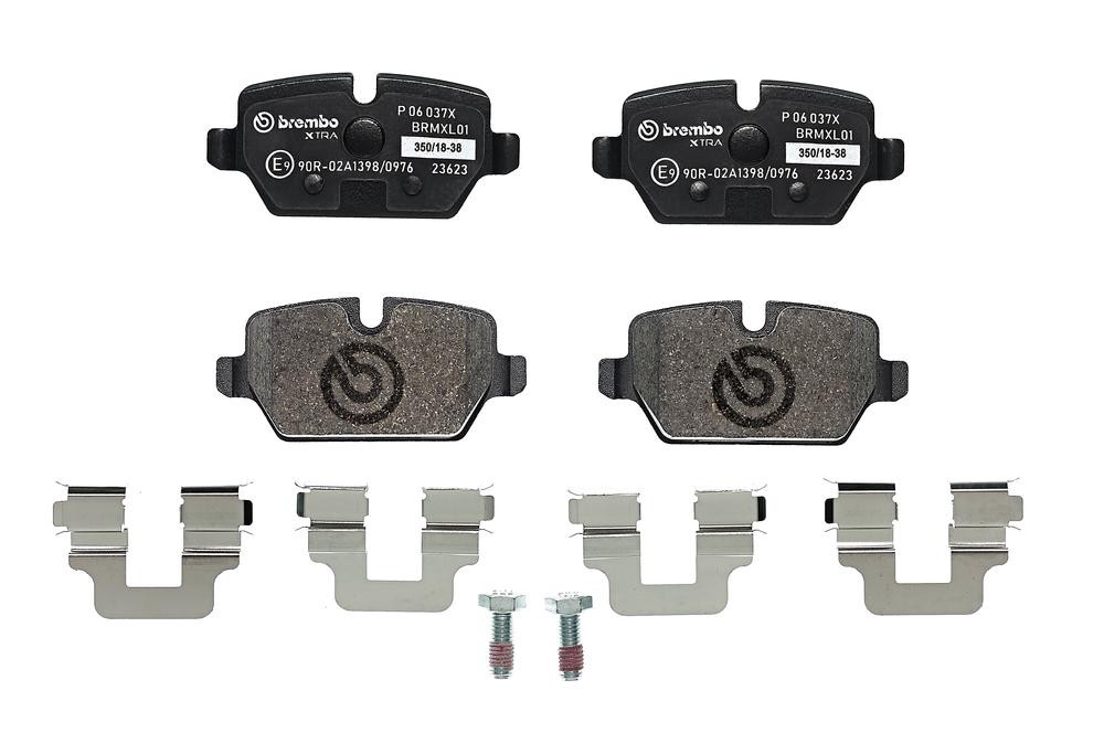 Задні гальмівні колодки Brembo P06037X ціна, від 29.86 USD