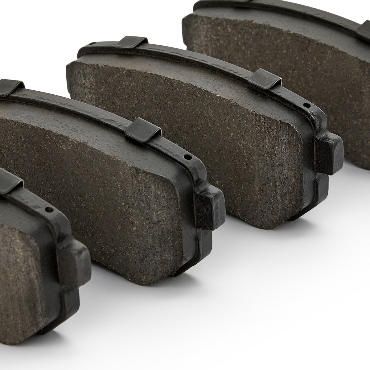Задні гальмівні колодки Brembo P30046 ціна, від 18.56 USD