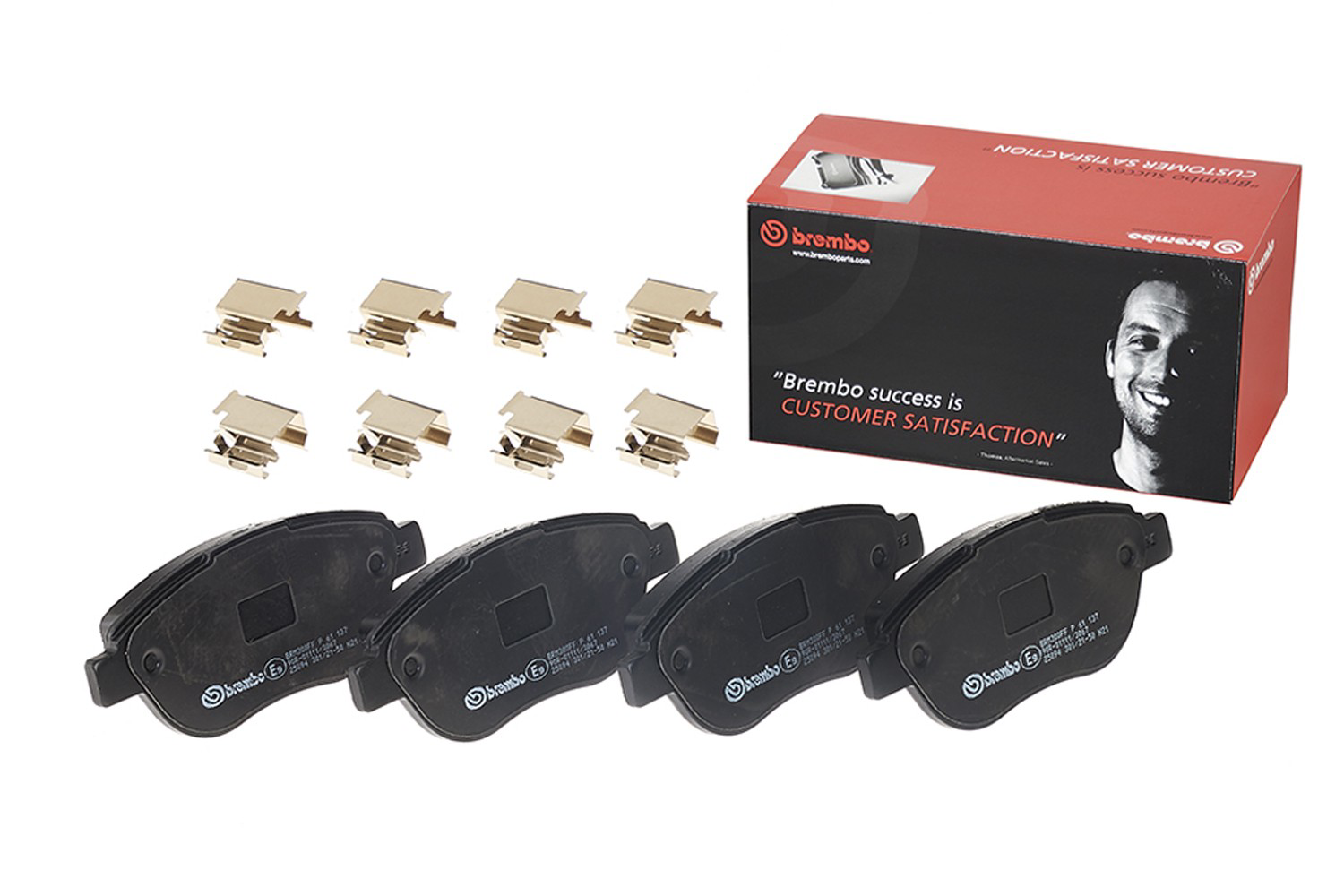Купити P61137 Brembo Колодки гальмівні передні, дискові