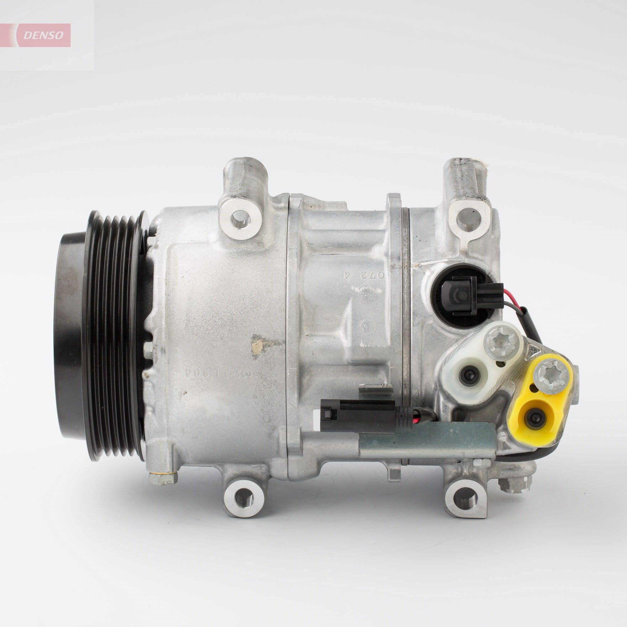 Компресор системи кондиціювання Denso DCP17070 ціна, від 256.15 USD