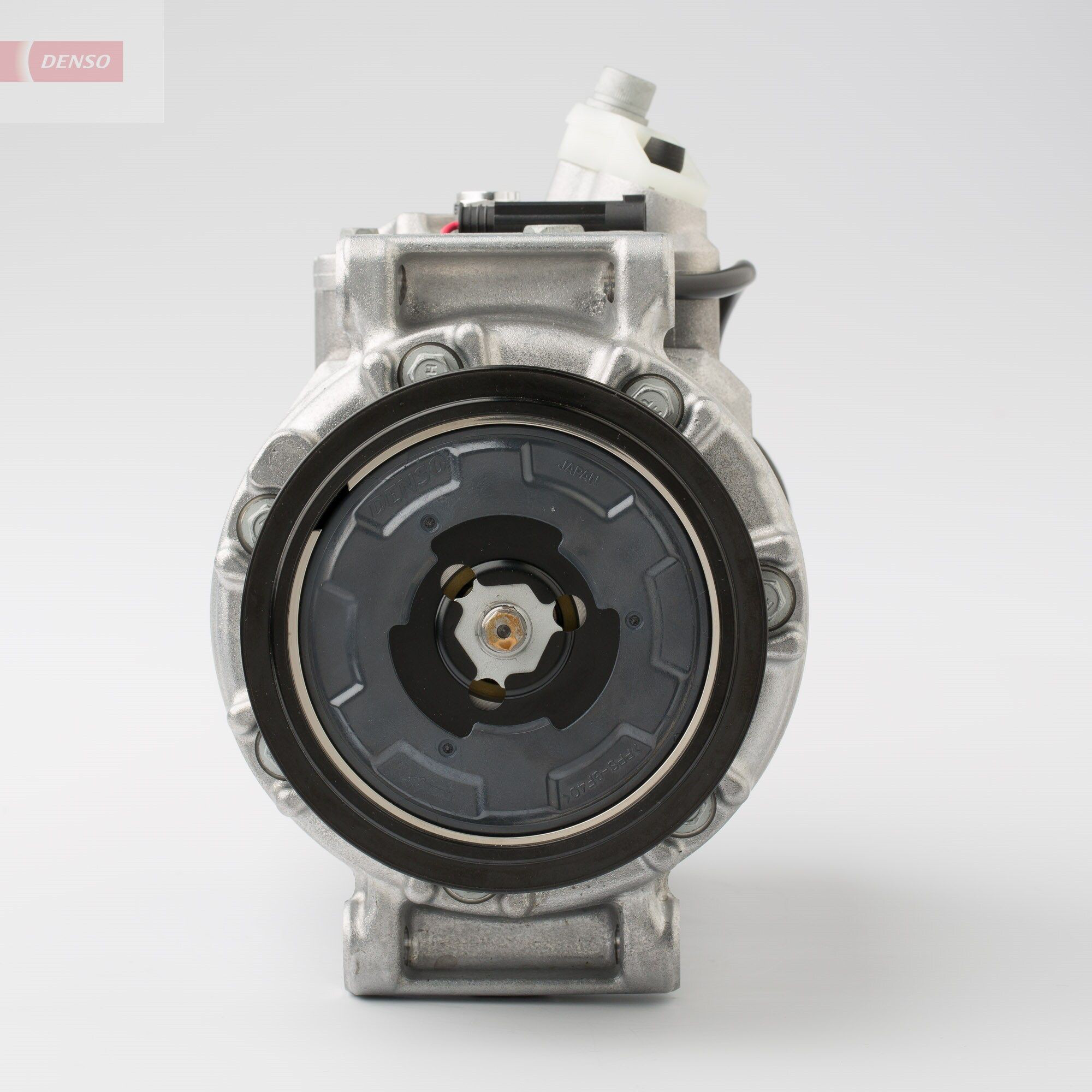 Компресор кондиціонера DCP17146 Denso