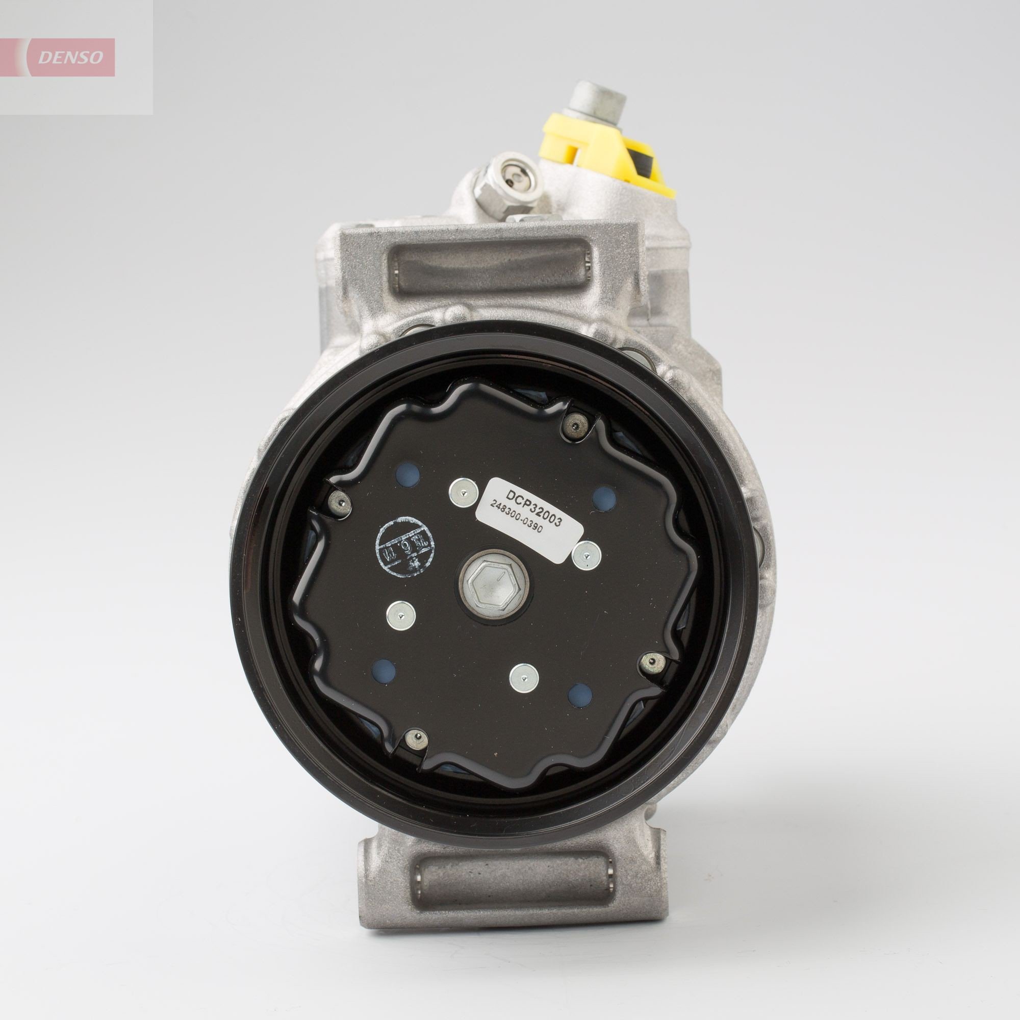 Компресор кондиціонера DCP32003 Denso