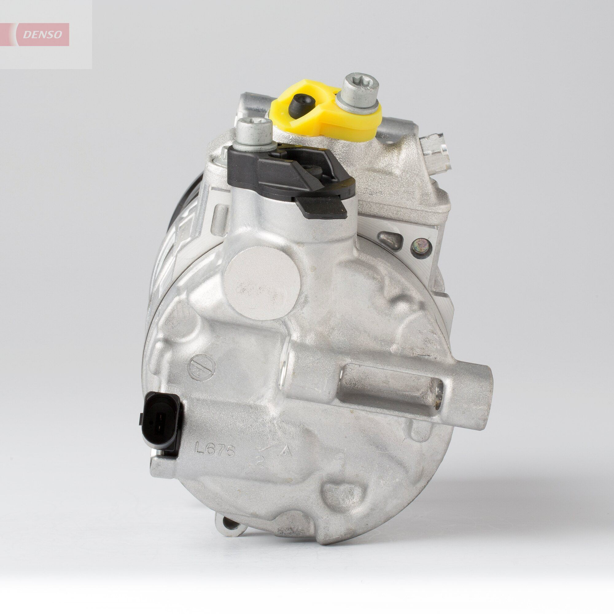 Насос кондиціонера Denso DCP32065