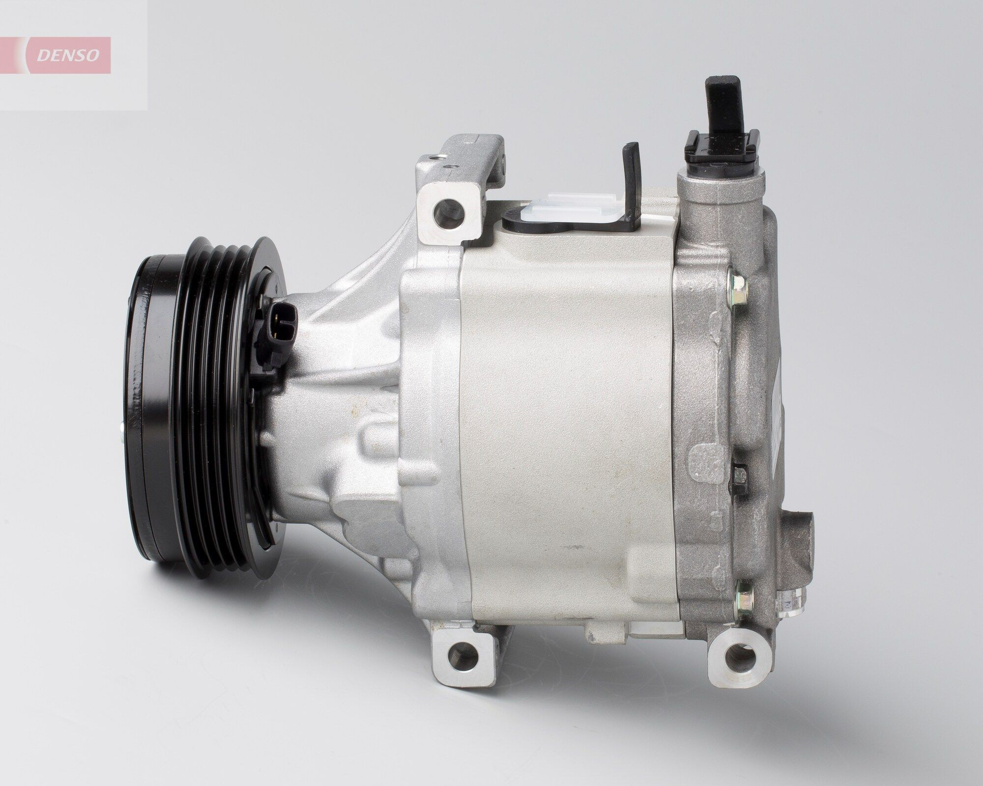 Компресор кондиціонера DCP36001 Denso