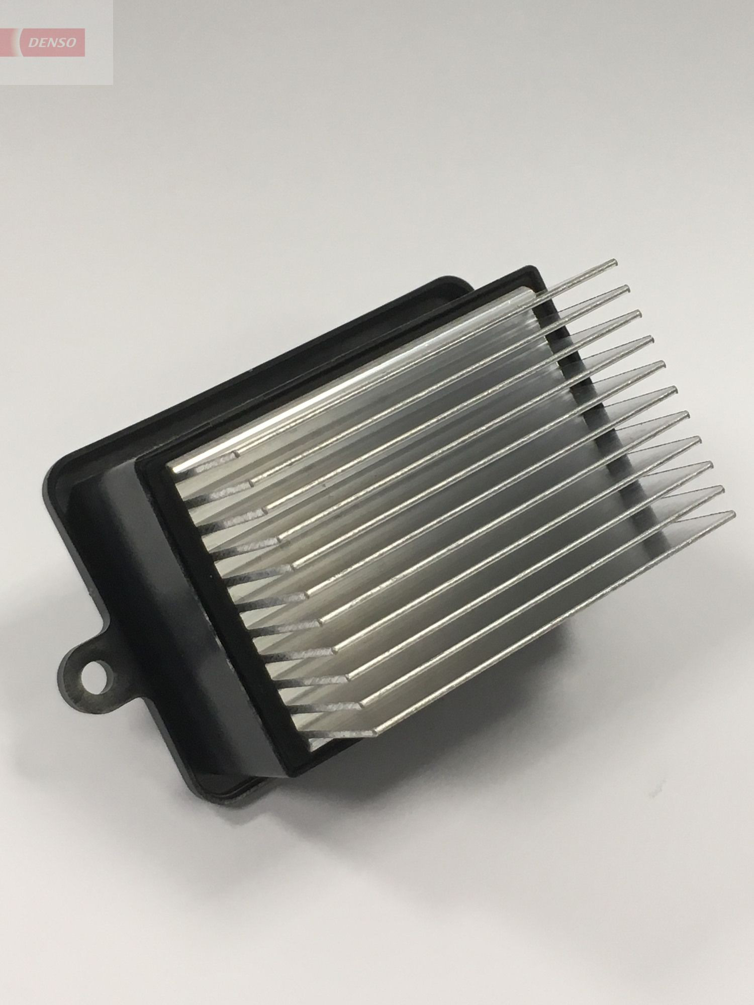 DRS09026 Denso Регулятор оборотів пічки