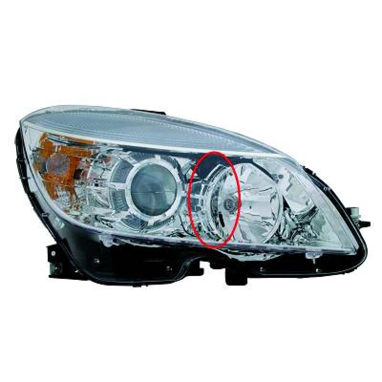 Фара правая Mercedes C седан (W204) (2007 - 2014) ціна, від 176.45 USD