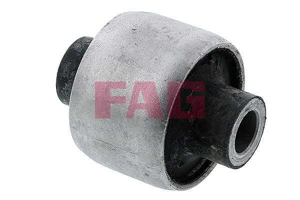 Купити Сайлентблок переднього важеля Audi 200  44, 44Q