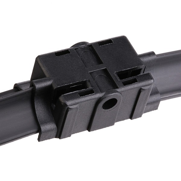 Склоочисники лобового скла на Volkswagen Polo IV 9N, 9A