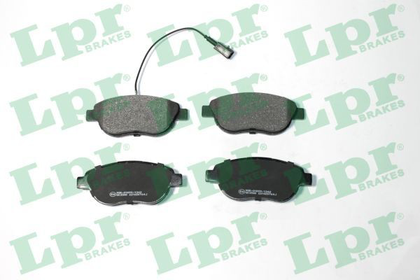 Гальмівні колодки LPR 05P764 ціна, від 15.36 USD