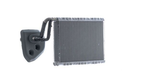 AE200000P Mahle Original Охолоджувач повітря