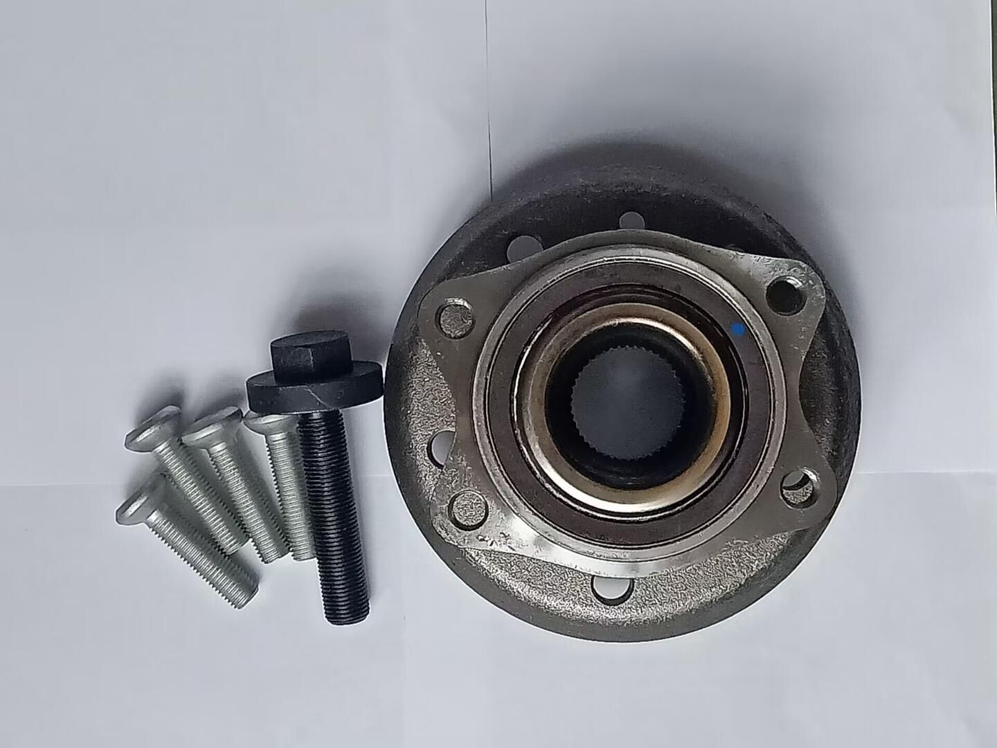 Маточина колеса передня Moog VOWB13054 ціна, від 102.23 USD