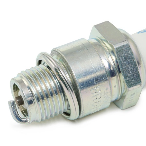 Купити 948200534 Suzuki Свічка запалювання