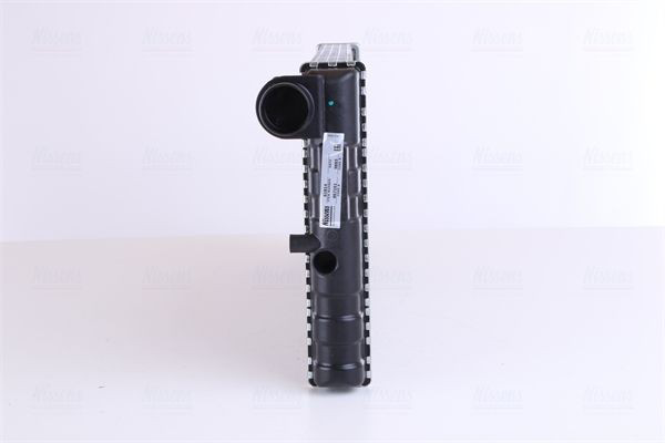 Радіатор основний Nissens 61814 ціна, від 30.24 USD