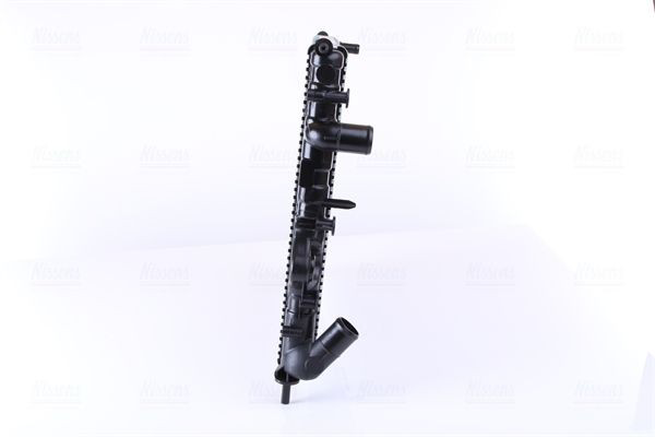 Радіатор основний Nissens 63884 ціна, від 41.04 USD