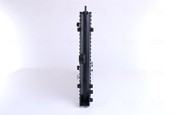 Радіатор охолодження Nissens 67304