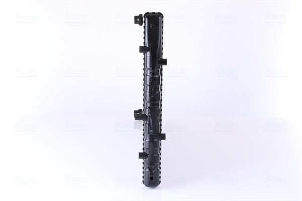 Радіатор основний Nissens 67322 ціна, від 41.95 USD