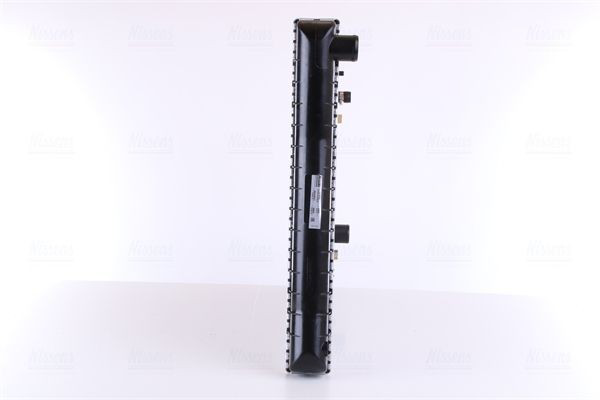 Радіатор охолодження Nissens 67600