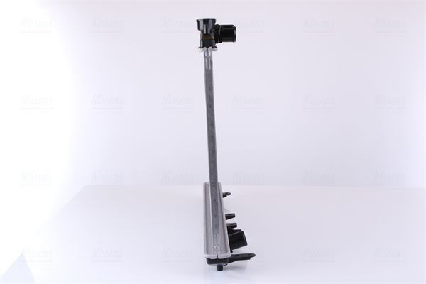 Радіатор основний Nissens 68093 ціна, від 66.27 USD
