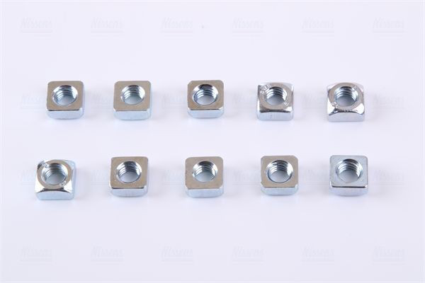Радіатор основний Nissens 68131 ціна, від 176.23 USD