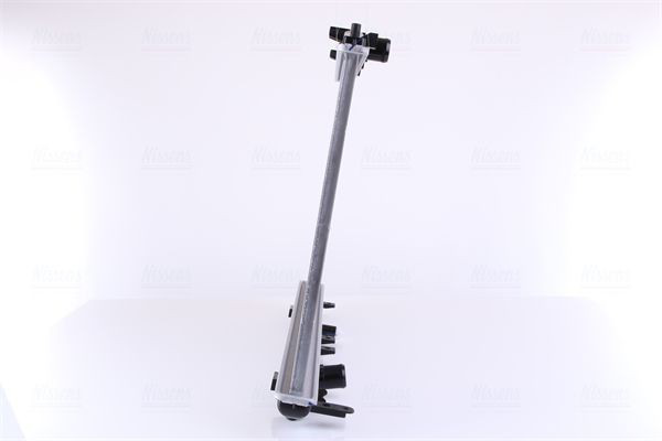 Радіатор основний Nissens 681373 ціна, від 89.19 USD